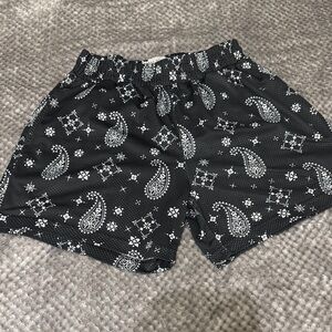 Common hype Black Paisley Print men Shorts